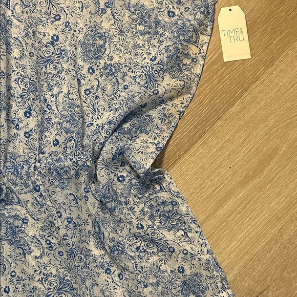 Time & Tru Floral Flowy Sheer Swim Suit Cover Up - Picture 6 of 6